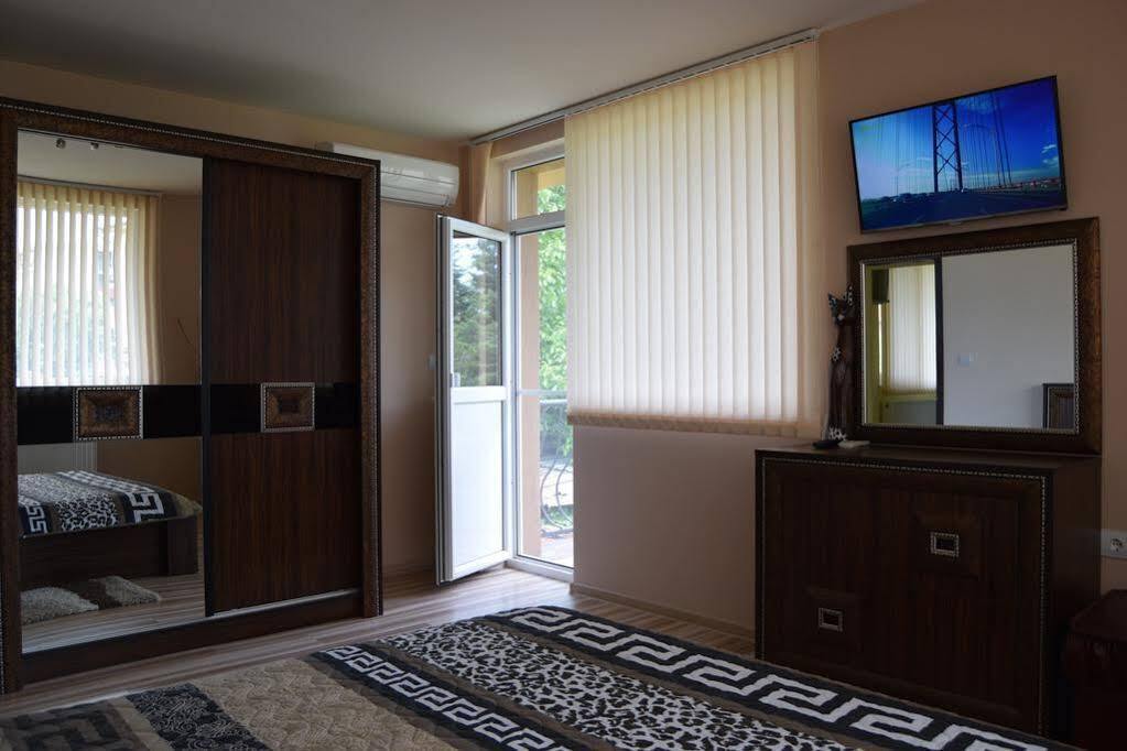 Mariana Apartment Pavel Banja Exteriör bild